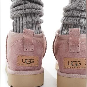 UGG Classic Ultra Mini Boot Pink Suede Ankle Pull On Round Toe, Size 9